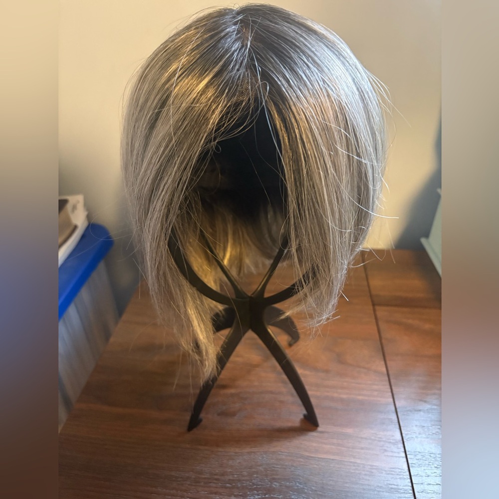 Heat Resistant Grey Women's Wig with Salt and Pepper Style